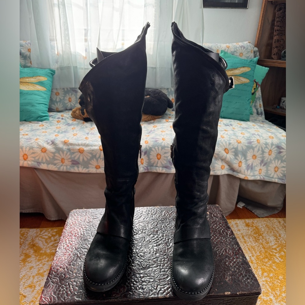 A.S. 98 knee high boots w stud detailing EUC sz 39 fits 8.5-9